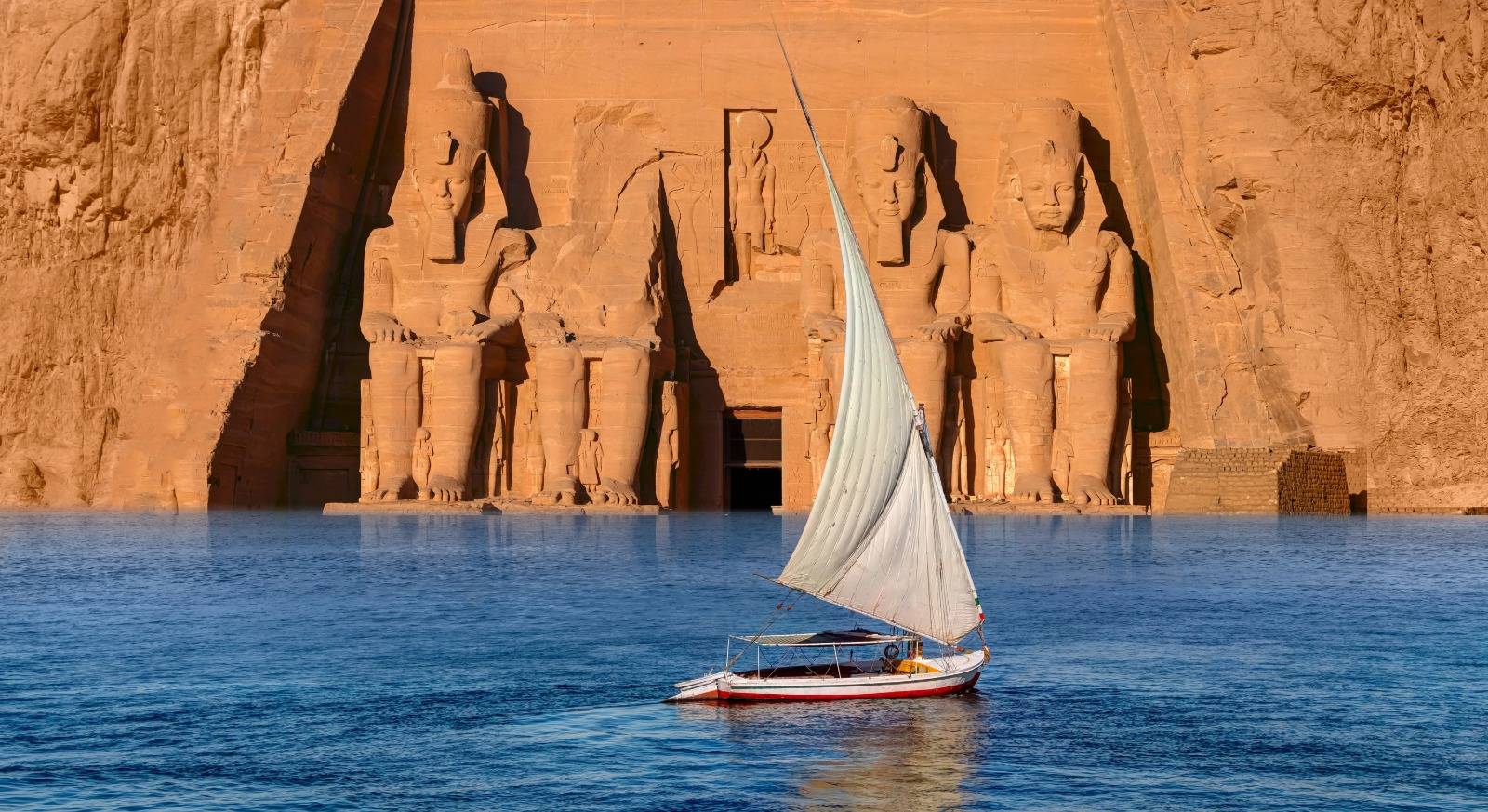 Naviguez sur le Nil au cœur de l’Égypte des pharaons.
